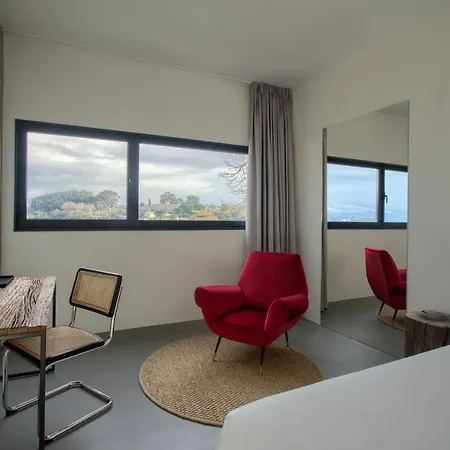 Ξενοδοχείο After