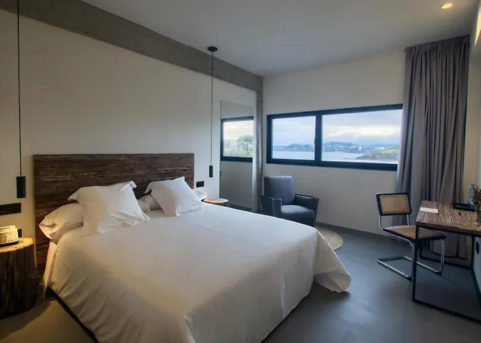 After מלון Bastiagueiro